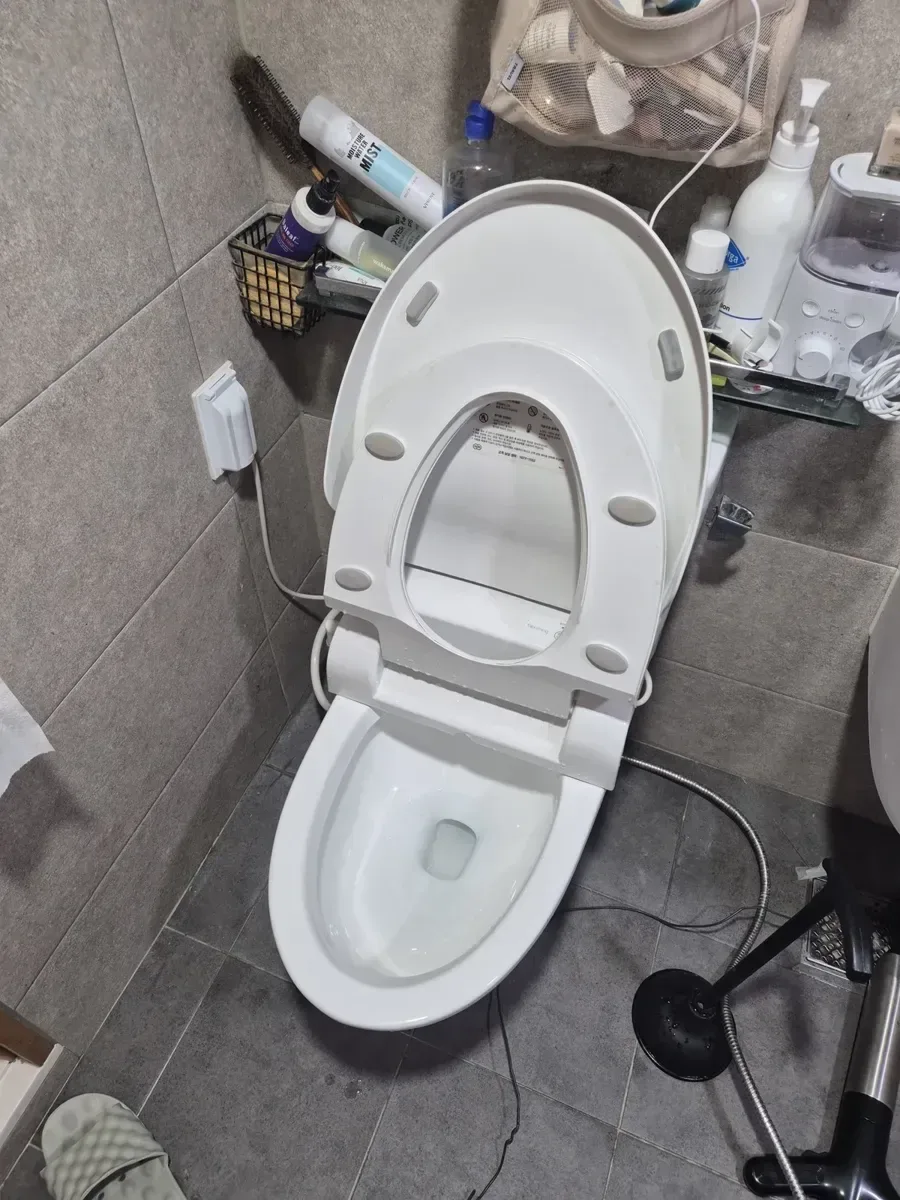 용현동변기막힘 현장, 물이 내려가지 않는 비데 변기